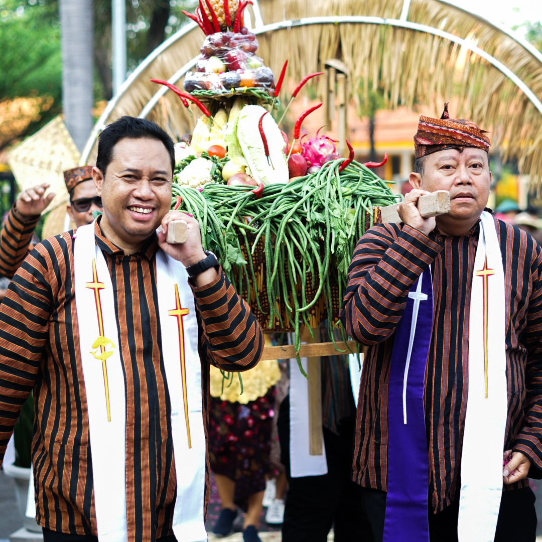 KERJA BAKTI GKJW SURABAYA